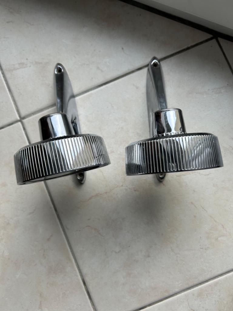 Rétroviseurs FORD Fairlane LesAnciennes.com