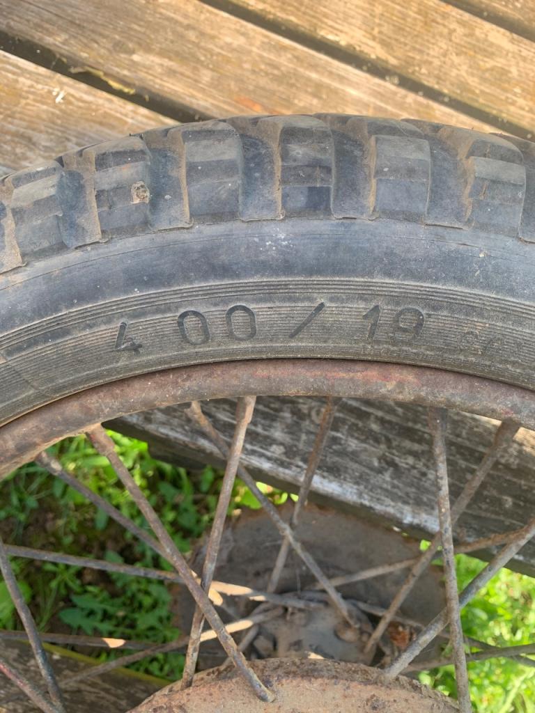 Roues MOTO GUZZI Airone Sport LesAnciennes.com