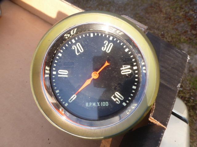 Compte-tours FORD Thunderbird 1955 /1956 LesAnciennes.com