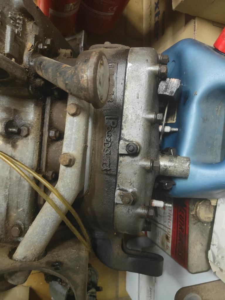 Lot de pièces ROSENGART LR4N2 LesAnciennes.com