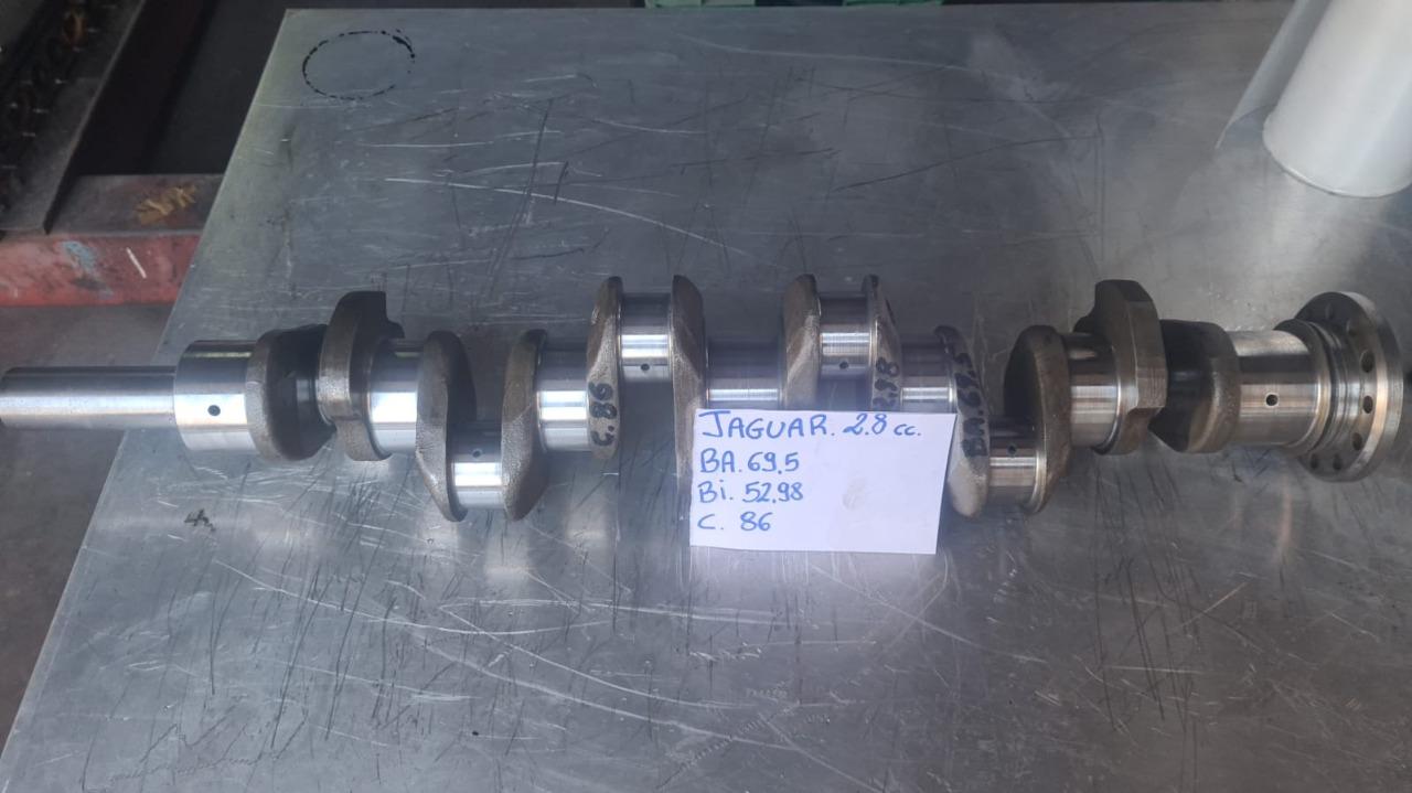 Vilebrequin pour Jaguar XJ6 2.8 LesAnciennes.com