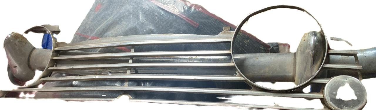 CALANDRE TRIUMPH TR4A TR4A ET AIRS LesAnciennes.com