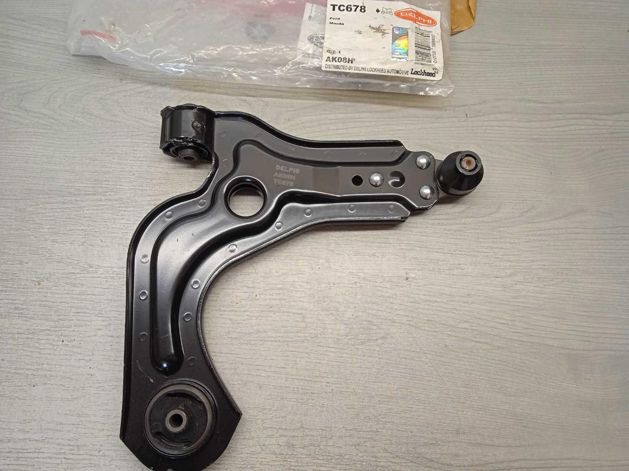 TC678 BRAS SUSPENSION PUMA COURIER FIESTA MAZDA 12 LesAnciennes.com