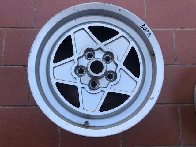 Jantes TRX pour Ferrari 208/308 LesAnciennes.com