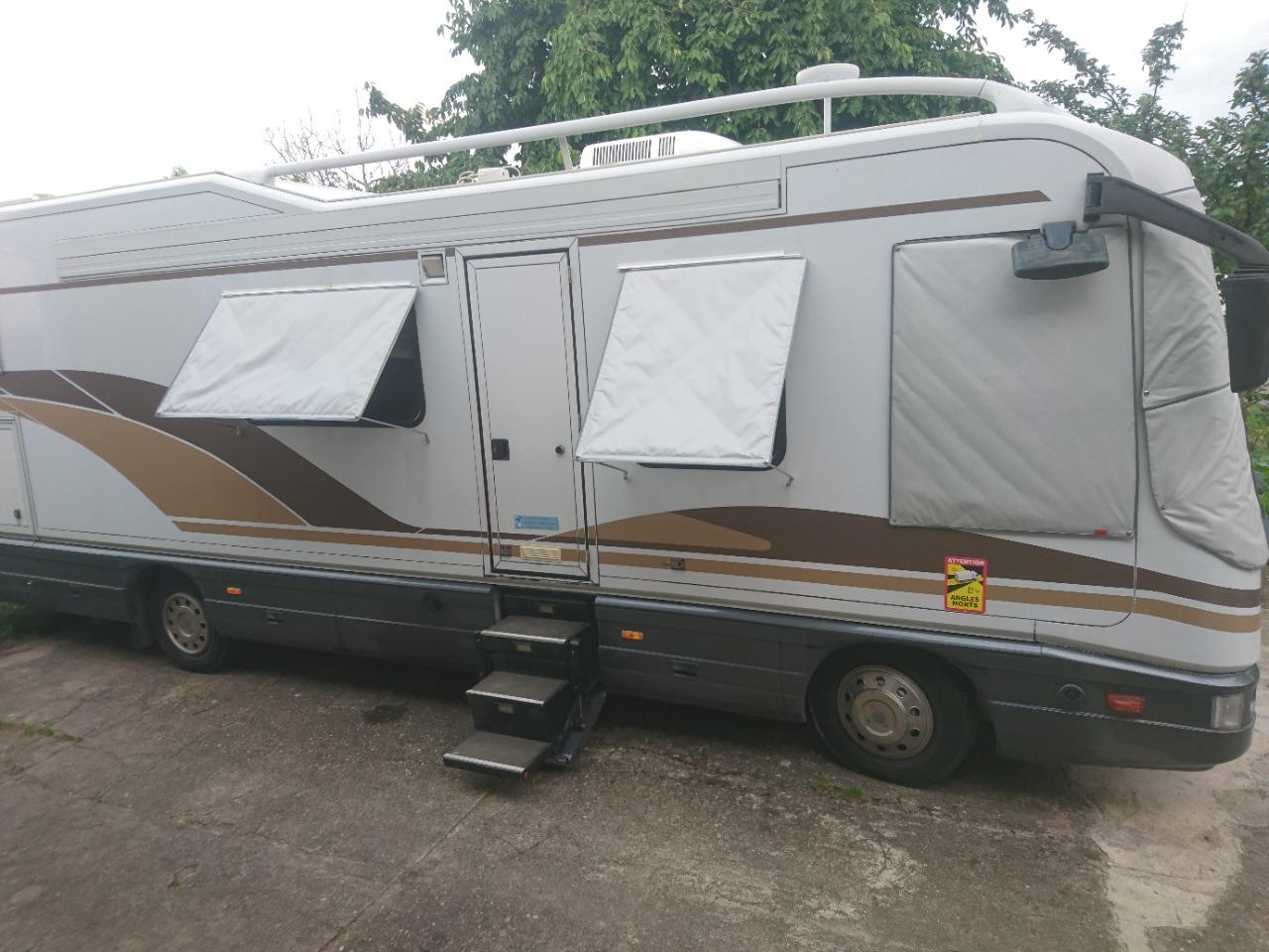 Camping car PL NIESMAN & BISCHOF LesAnciennes.com