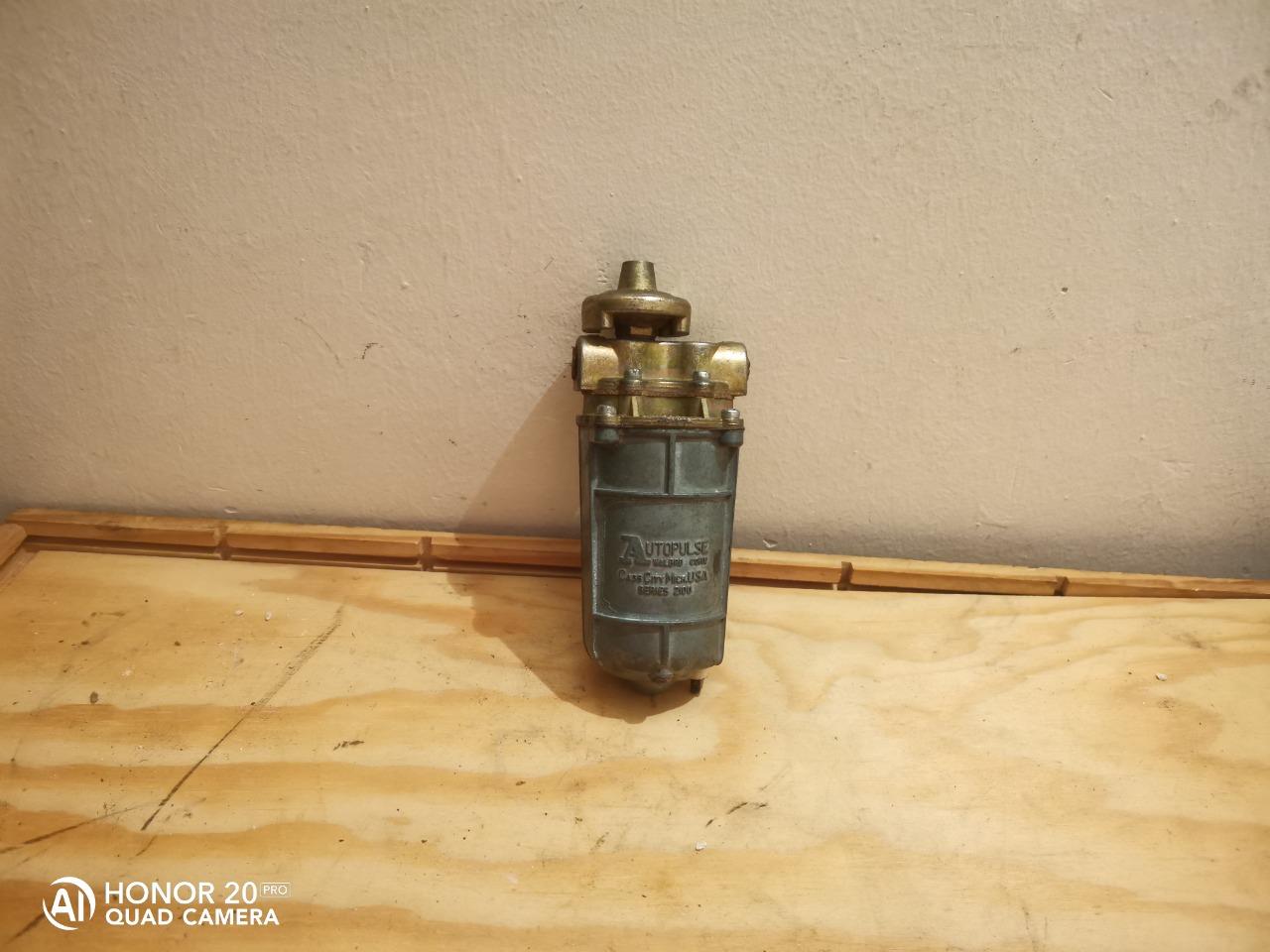 Pompe à essence Autopulse LesAnciennes.com