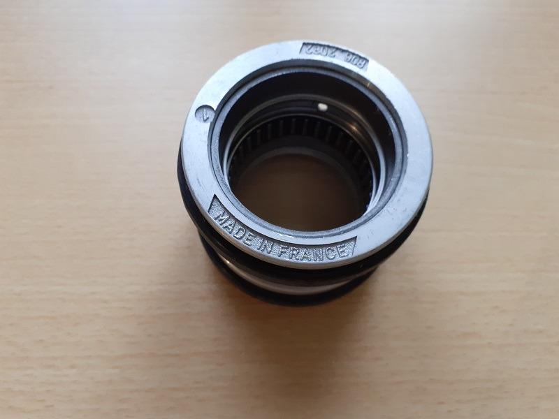 Palier de transmission PEUGEOT 504 LesAnciennes.com