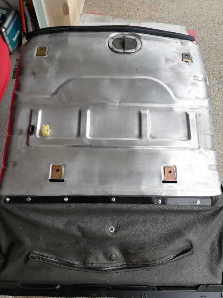 CITROEN DS ID hotte refroidissement LesAnciennes.com