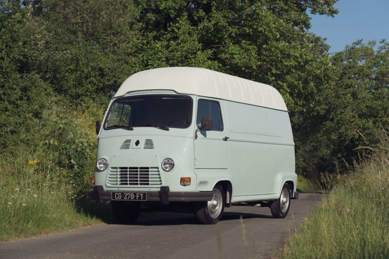 RENAULT ESTAFETTE - 1979 LesAnciennes.com