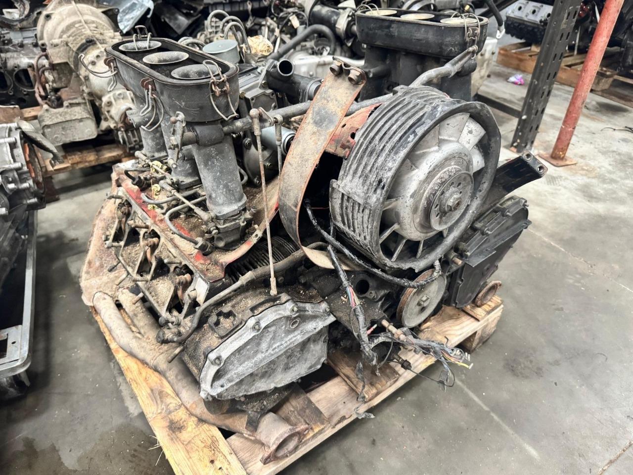 Moteur PORSCHE 911 2.2 S Typ:911/02 LesAnciennes.com