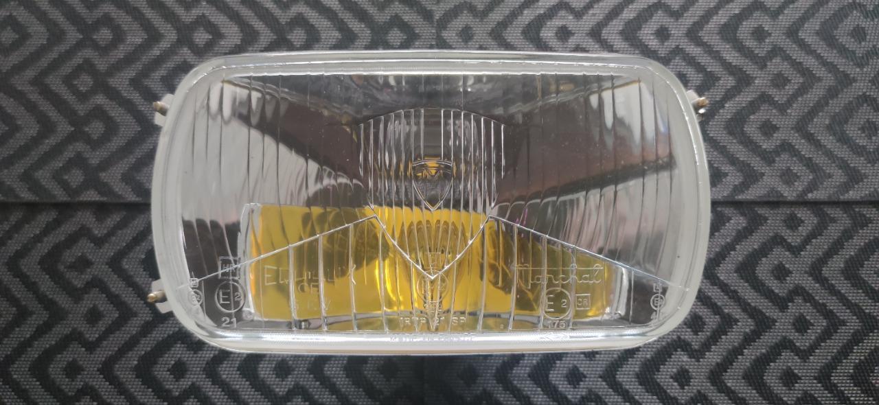 Phare kangourou MATRA 530 LesAnciennes.com