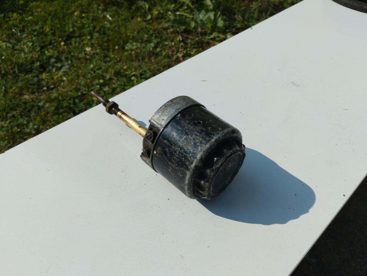 Moteur essuie glace DIVERS Divers LesAnciennes.com