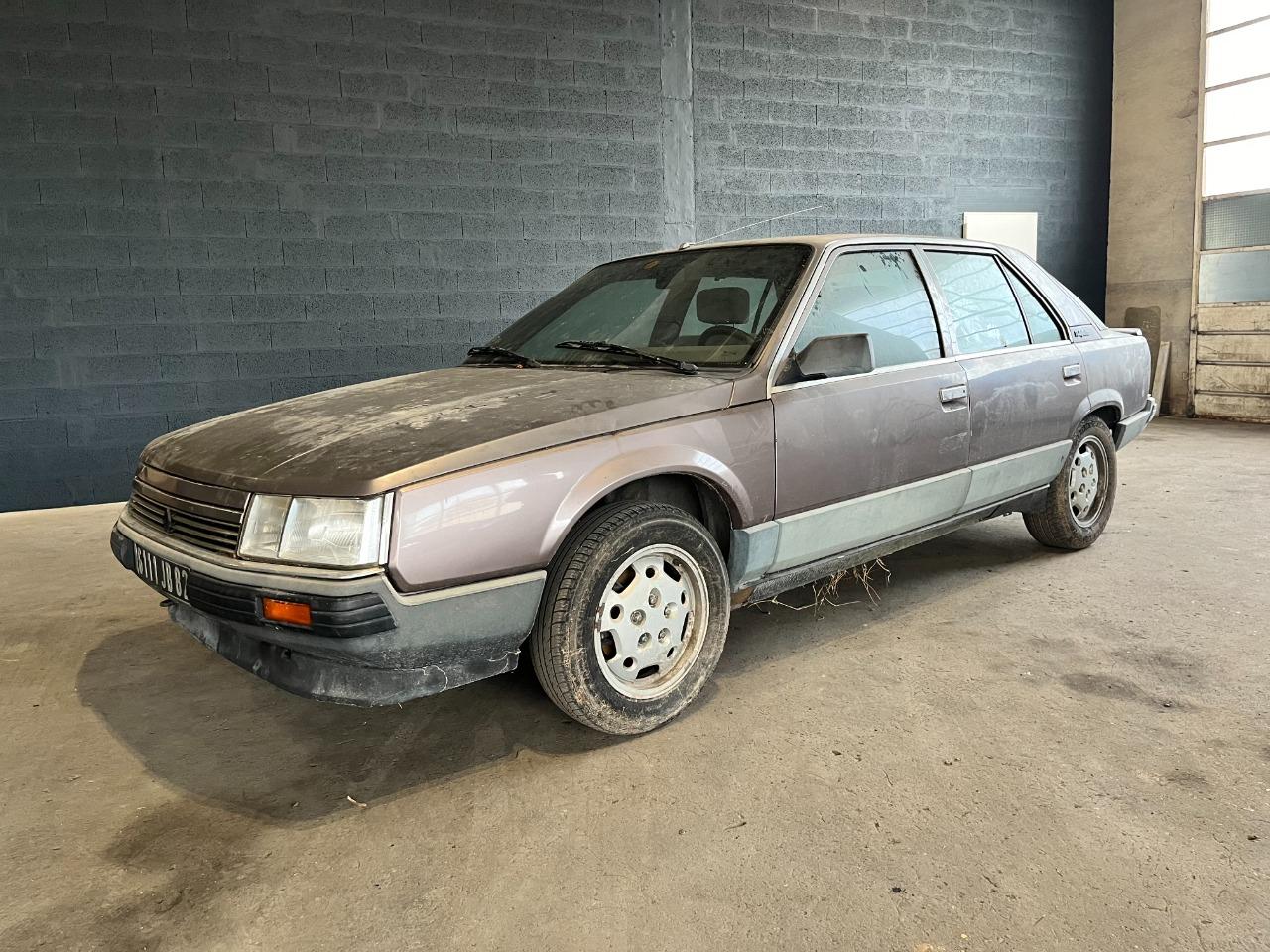 RENAULT 25 (R25) V6 injection - 1984 LesAnciennes.com