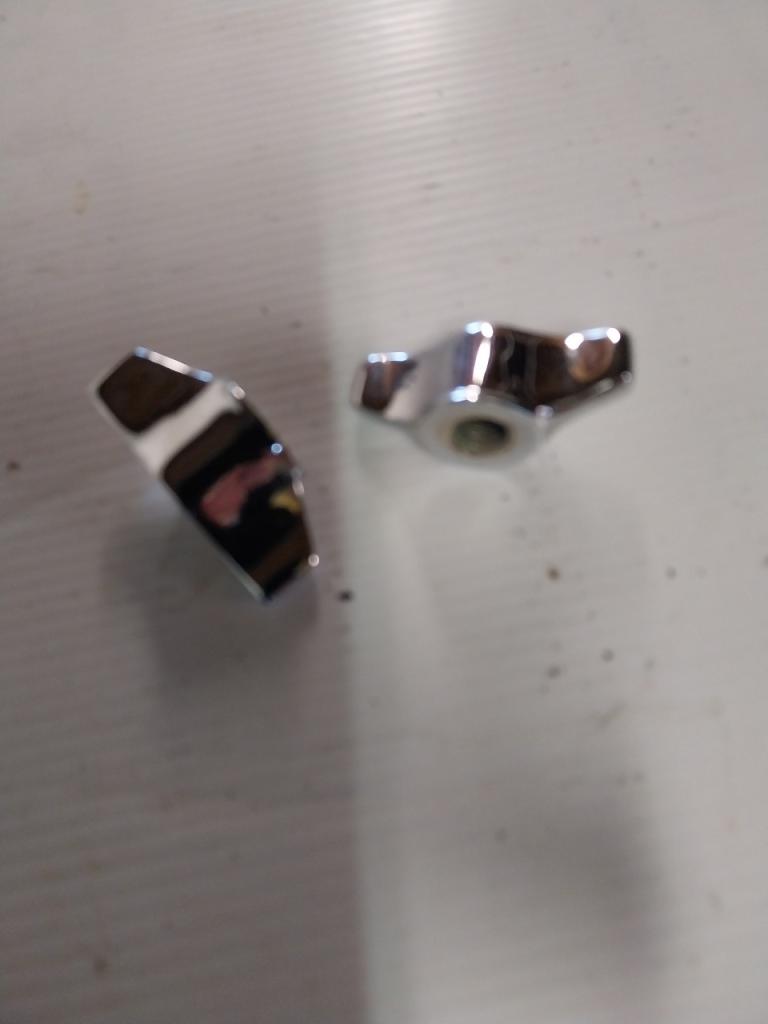 Ecrous CITROEN C4 Ac4, ac6, c4f , C6f LesAnciennes.com