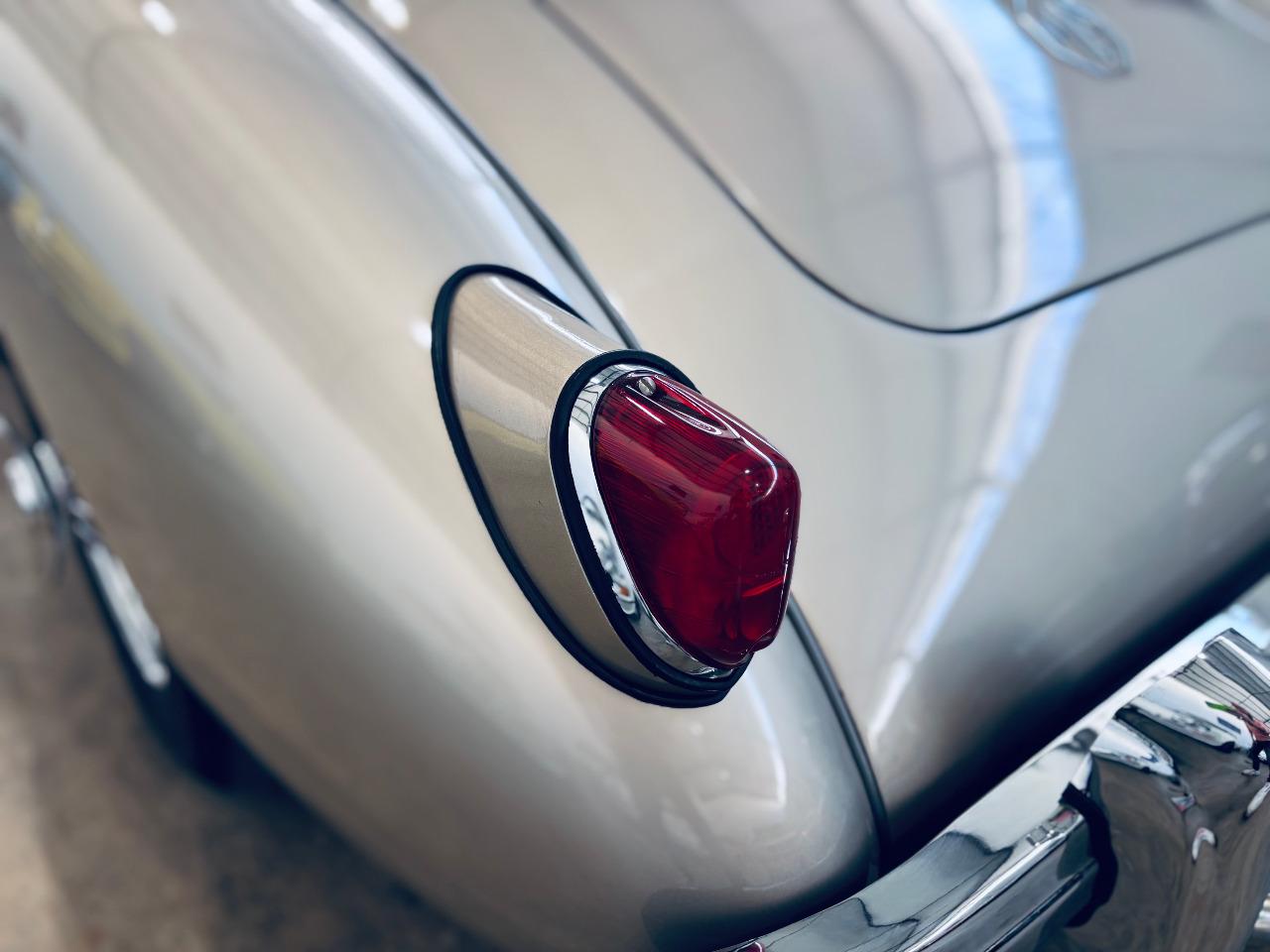 MG MGA 1500 - 1956 LesAnciennes.com