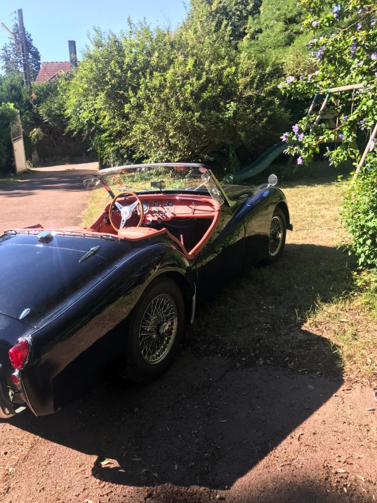 TRIUMPH TR2 portes longues - 1955 LesAnciennes.com