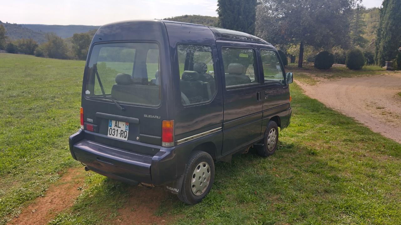 SUBARU 4X4 LIBERO E12 GLX E12 GLX - 1997 LesAnciennes.com