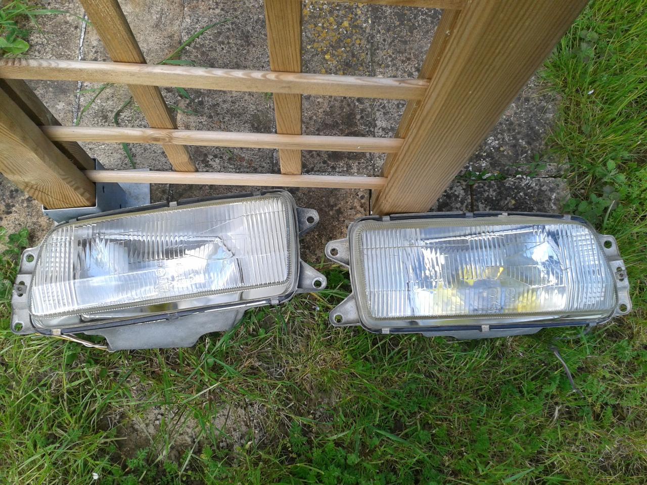 Feu AR BMW 2000 et TiLux LesAnciennes.com