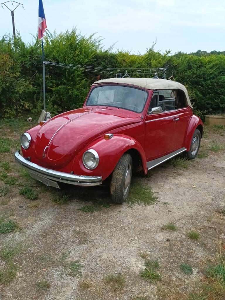 VOLKSWAGEN Coccinelle Cabriolet - 1972 LesAnciennes.com