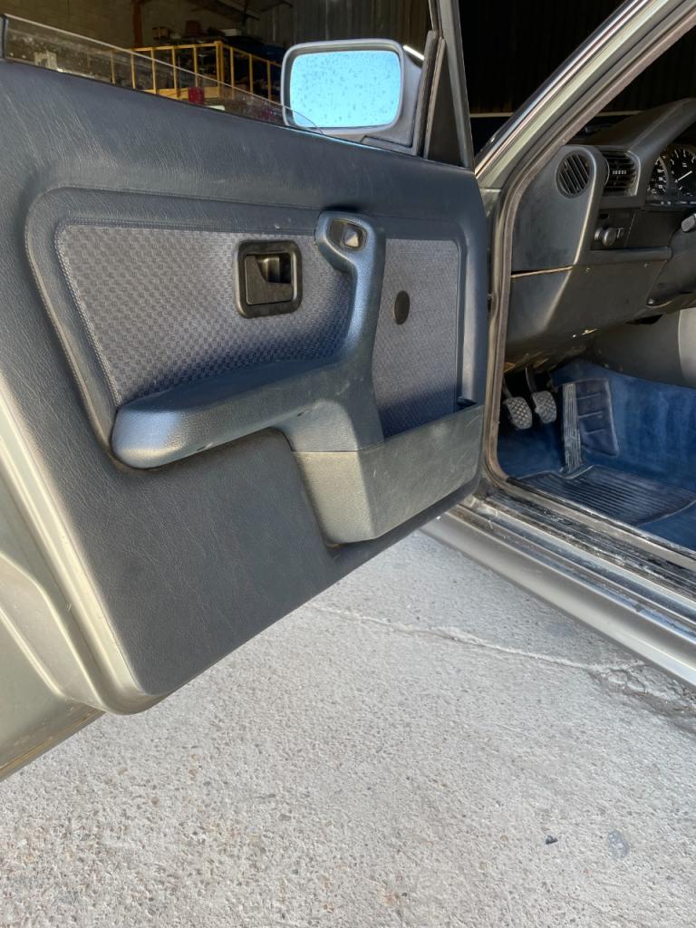 BMW 323 323i - 1984 LesAnciennes.com