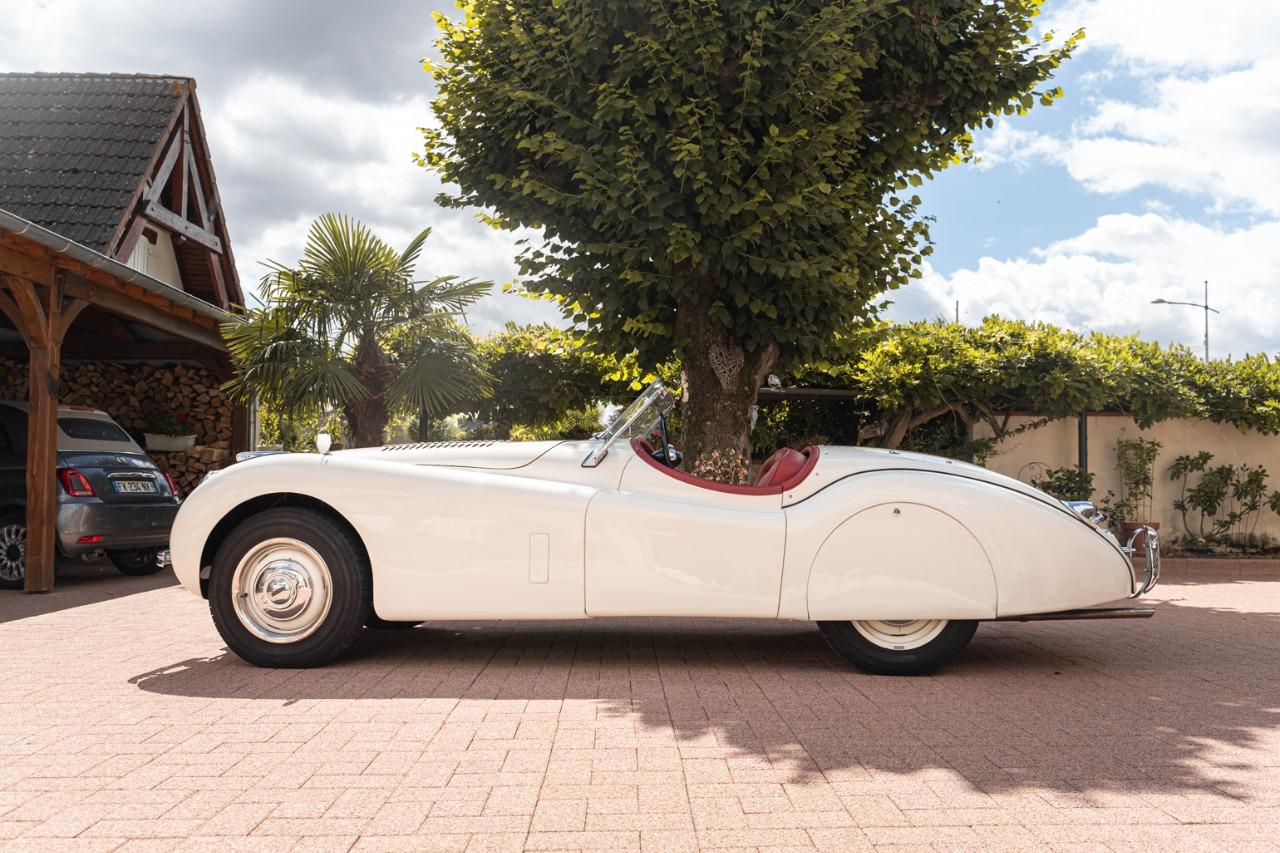 JAGUAR XK120 Restaurée - 1960 LesAnciennes.com