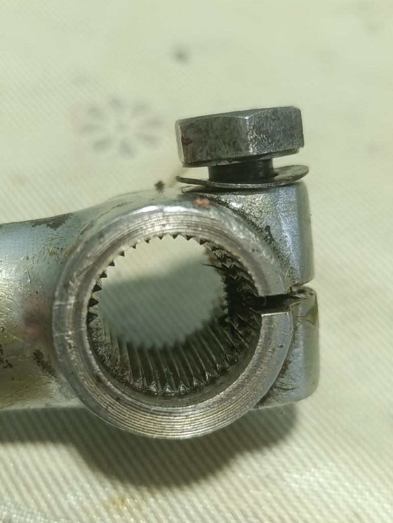 Pédale kick Ducati 125 160 175 200 250 350 LesAnciennes.com