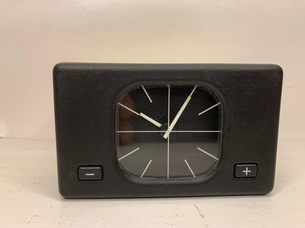 Montre BMW E 34/32 LesAnciennes.com