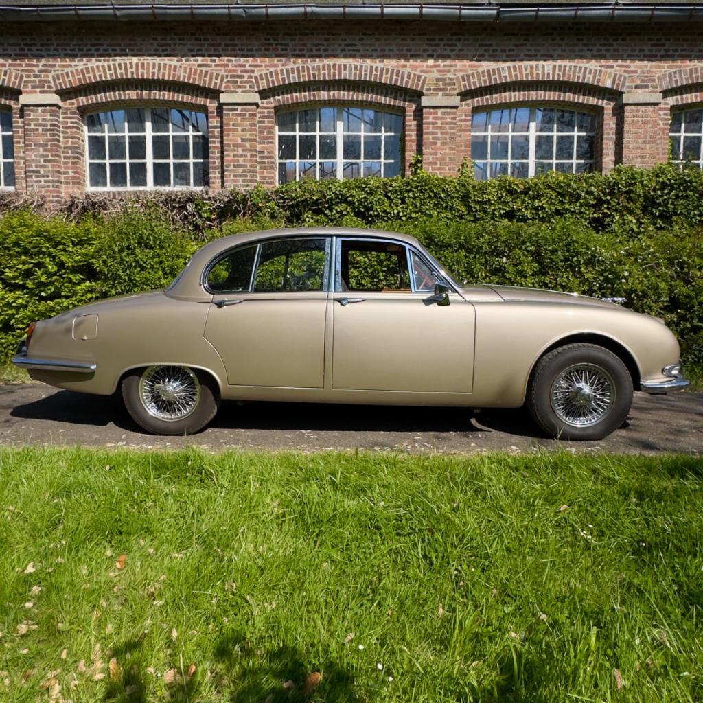 JAGUAR Type S - 1967 LesAnciennes.com