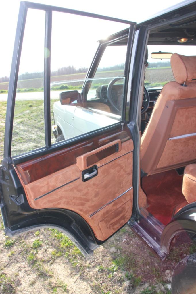 LAND ROVER Range Rover Vogue V8 3.5 efi - 1988 LesAnciennes.com