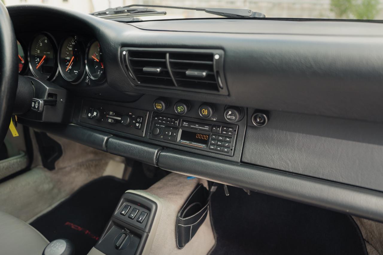PORSCHE 911 964 CARRERA 2 BVM - 1990 LesAnciennes.com