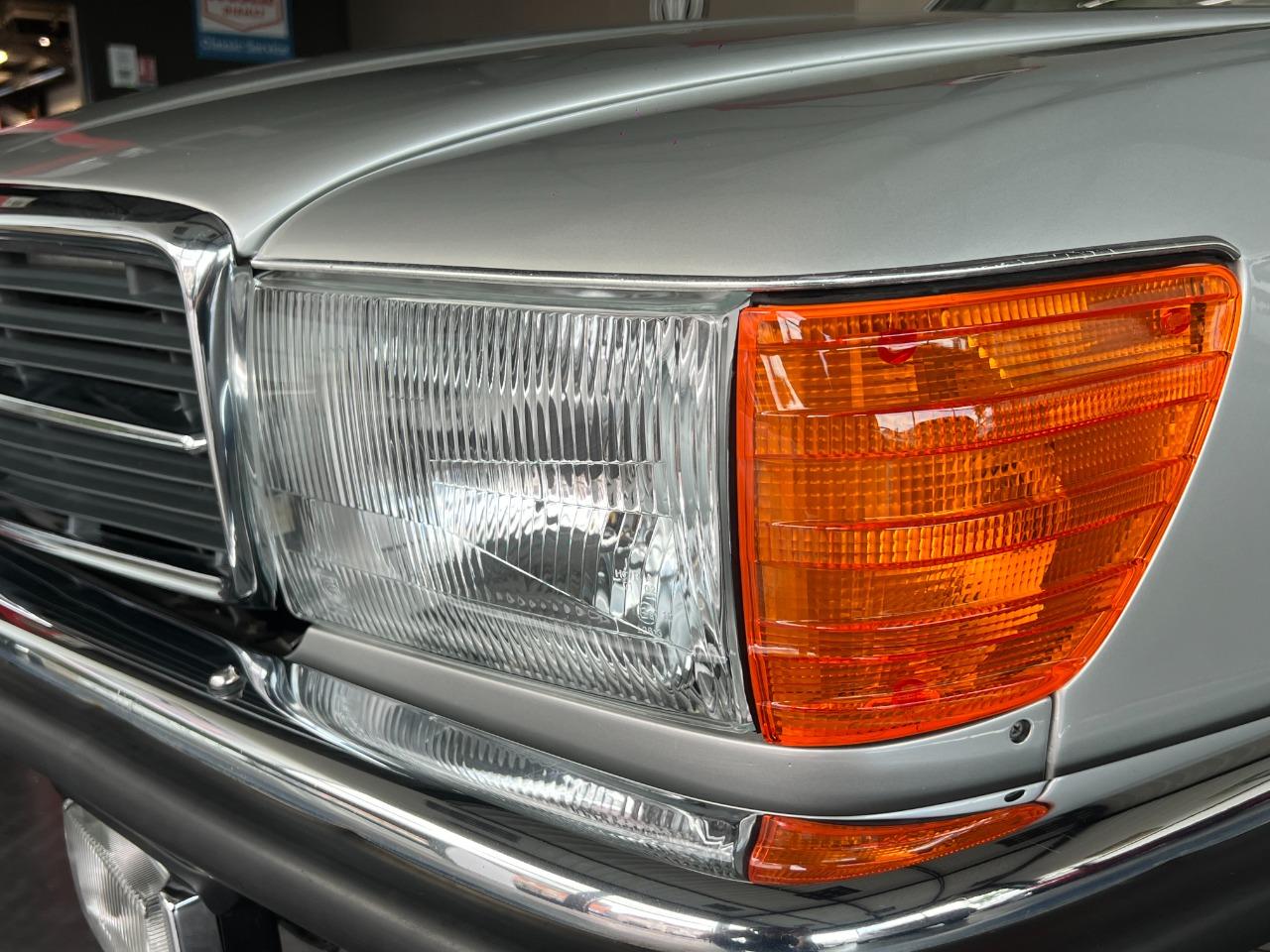 MERCEDES 500 SL R107 - 1983 LesAnciennes.com