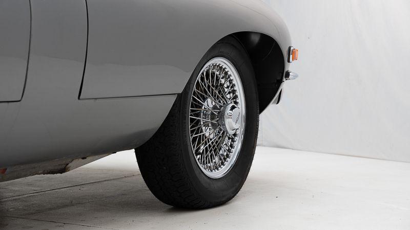 JAGUAR E type 4.2 S2 3C Manual - 1969 LesAnciennes.com