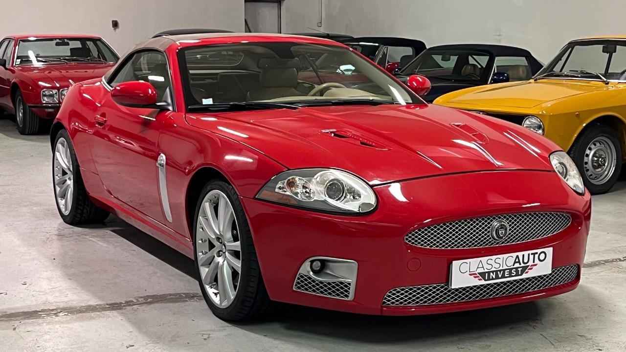 JAGUAR XKR Cabriolet - 2006 LesAnciennes.com