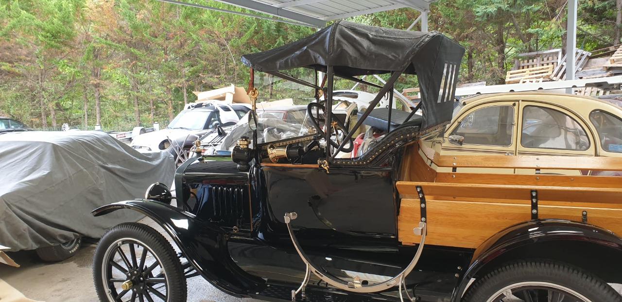 FORD T Pick up - 1917 LesAnciennes.com