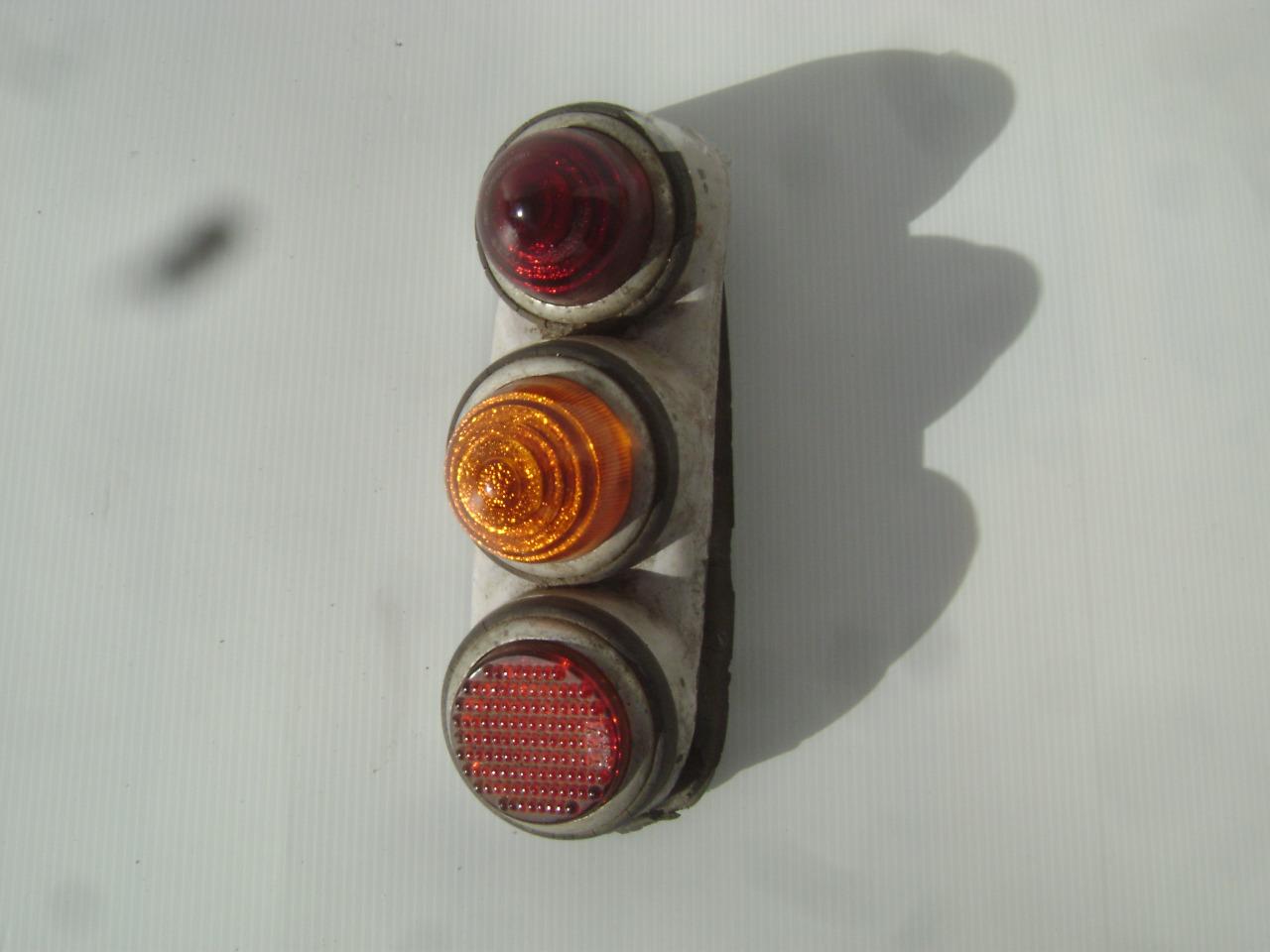 Feu droit PANHARD LesAnciennes.com