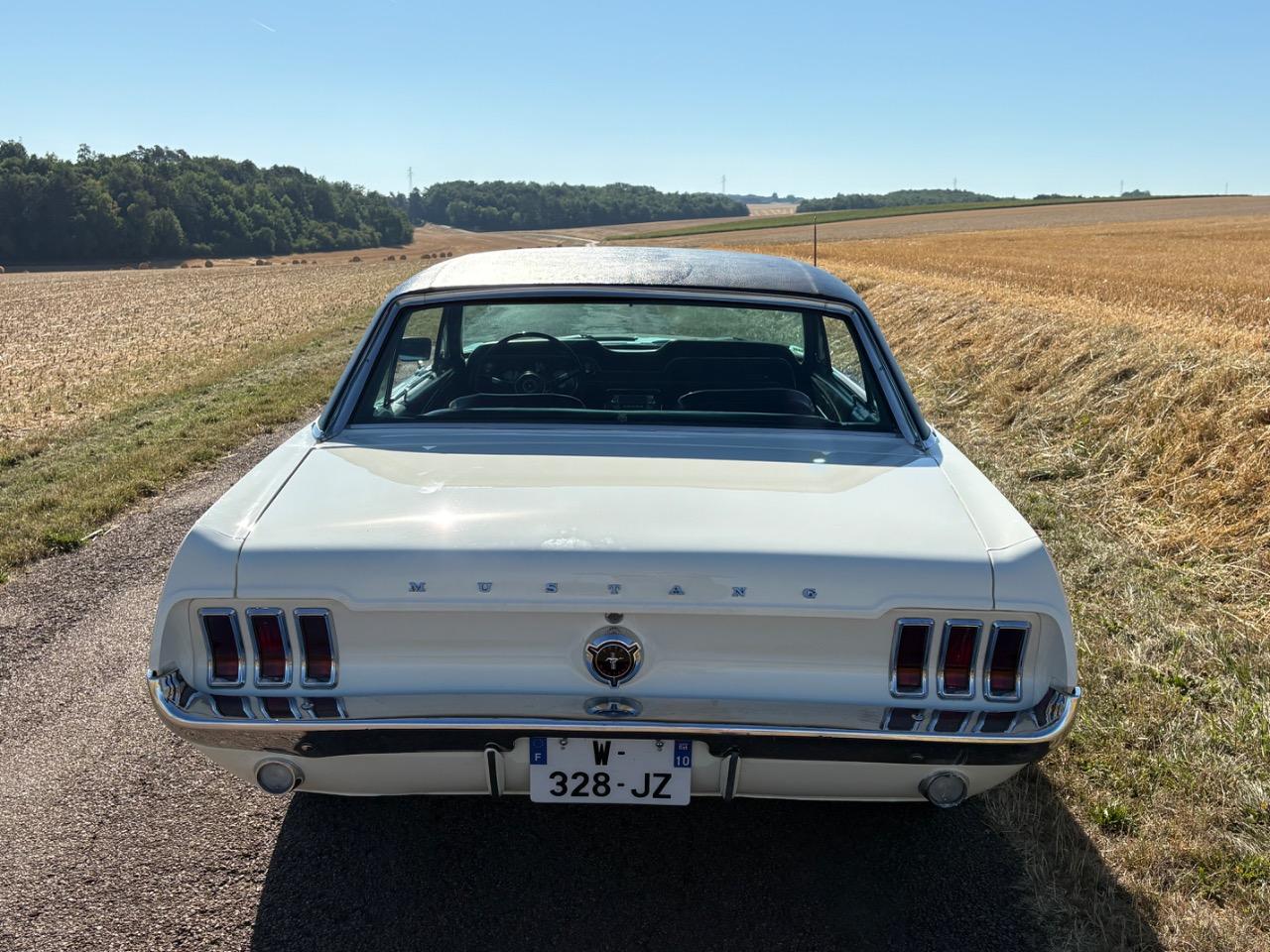 FORD Mustang code C - 1967 LesAnciennes.com