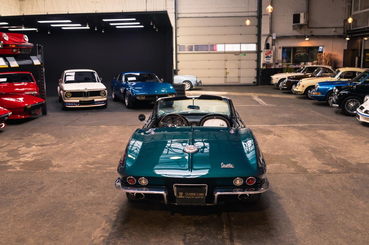 CHEVROLET Corvette C2 Cabriolet - 1966 LesAnciennes.com