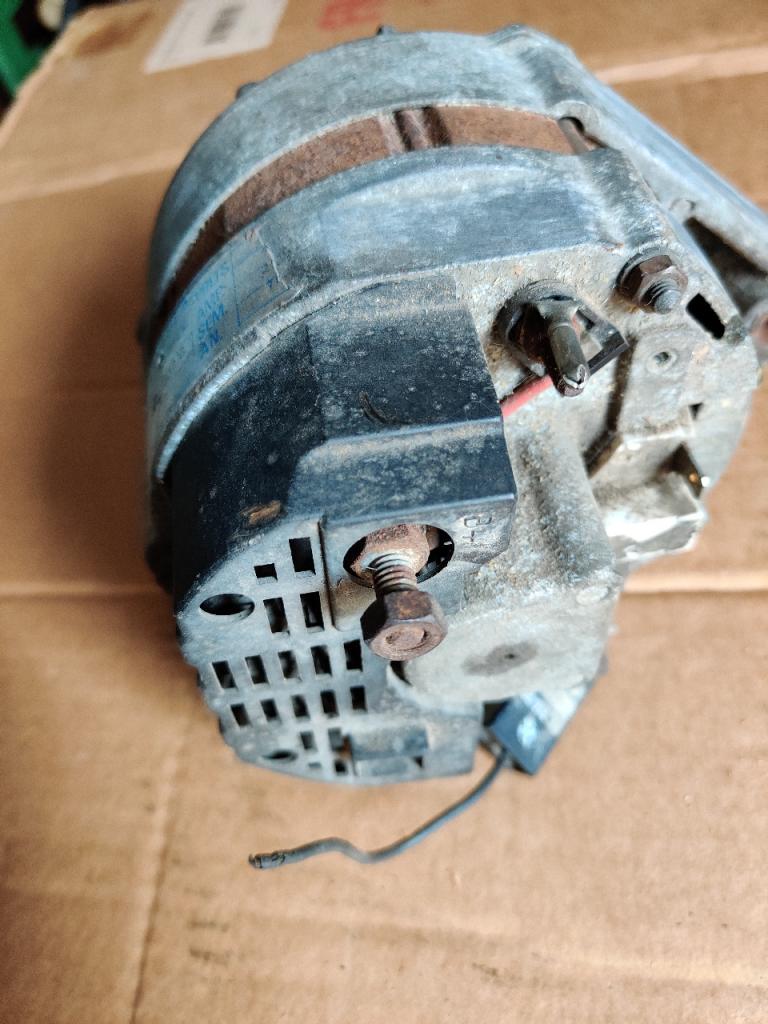 Alternateur SIMCA 1100 LesAnciennes.com