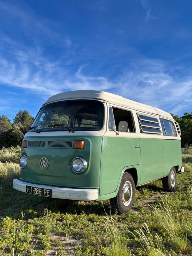 VOLKSWAGEN Combi T2b - 1974 LesAnciennes.com