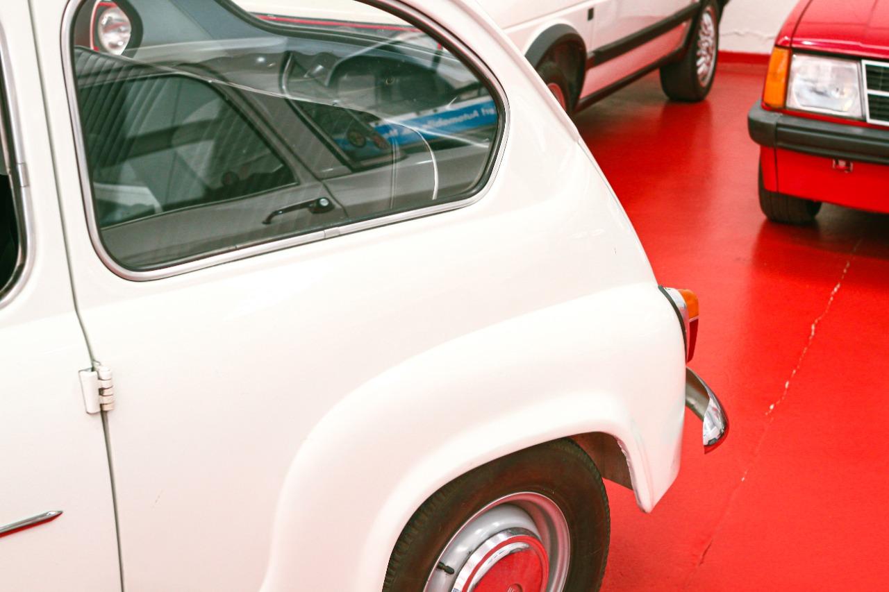 SEAT 600 D - 1968 LesAnciennes.com