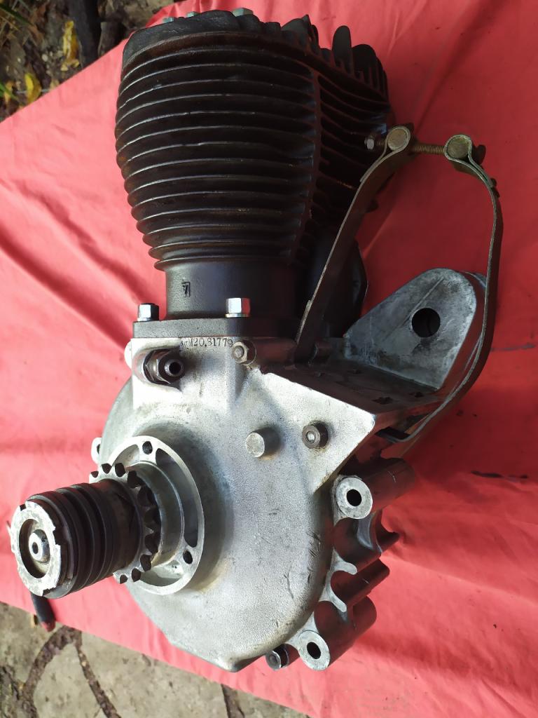Moteur 500 BSA M20 WM20 Complet LesAnciennes.com