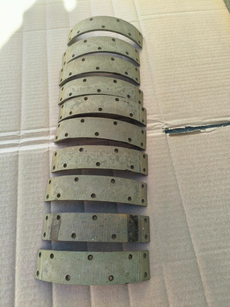 Garnitures de frein BREMSIT 5605 , 35 mm NOS LesAnciennes.com