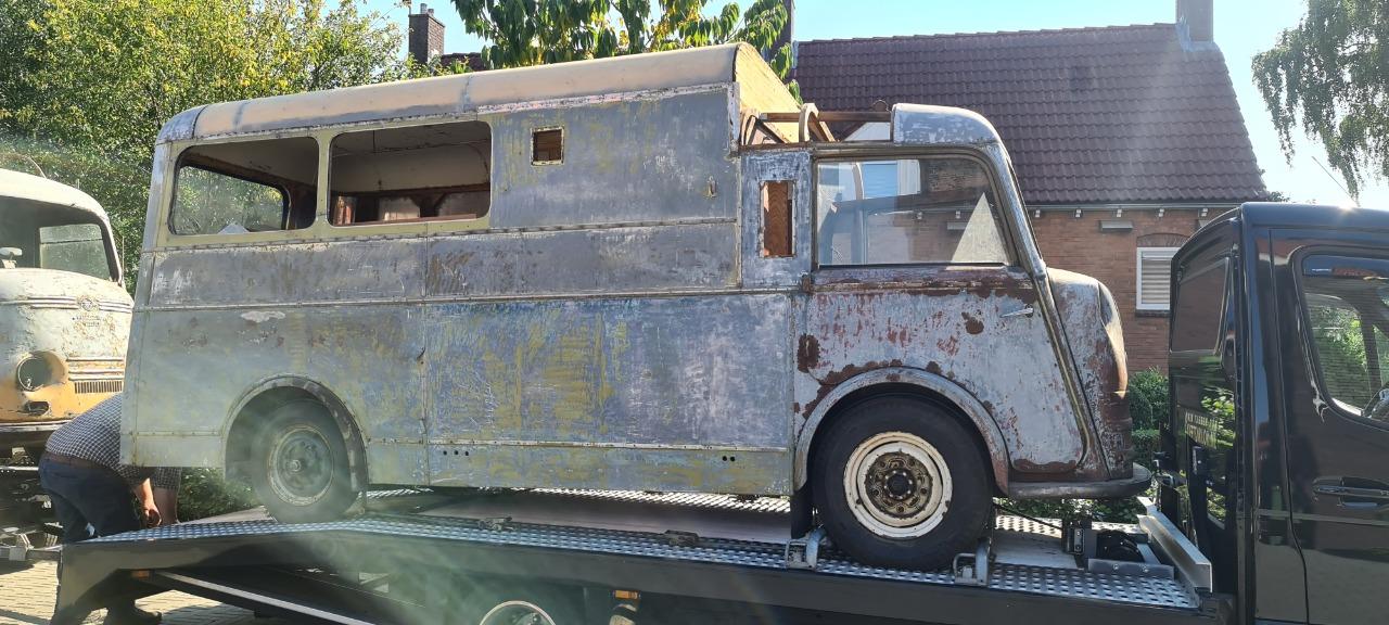 TEMPO Matador Tempo Matador Camper - 1952 LesAnciennes.com