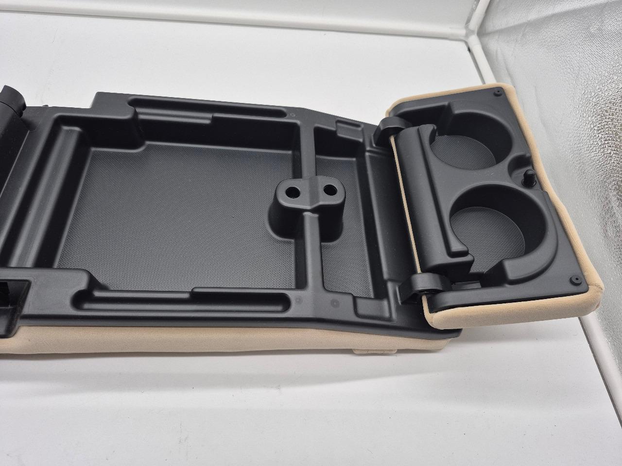 Accoudoir centrale AR PEUGEOT 407 LesAnciennes.com
