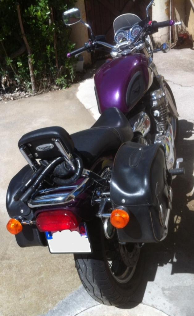 Sacoche cuir d'origine TRIUMPH 900 ADVENTURER 199 LesAnciennes.com
