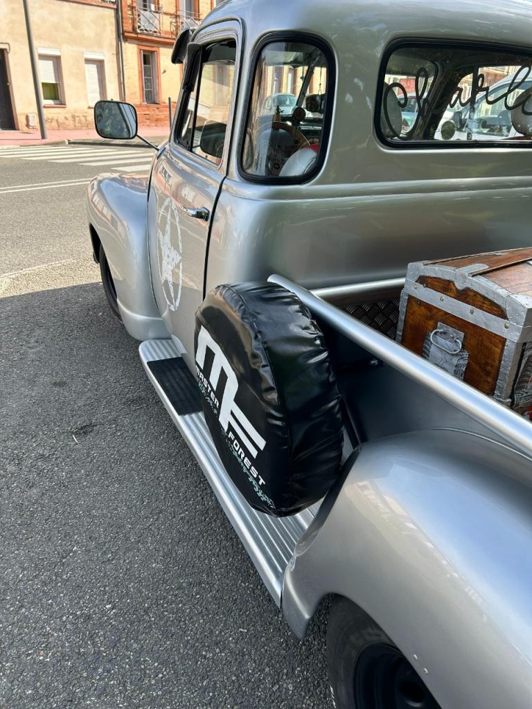 CHEVROLET Chevy Van pikup luxe - 1951 LesAnciennes.com