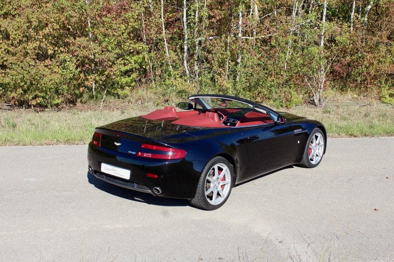 ASTON MARTIN V8 Vantage Roadster 4.3 LesAnciennes.com