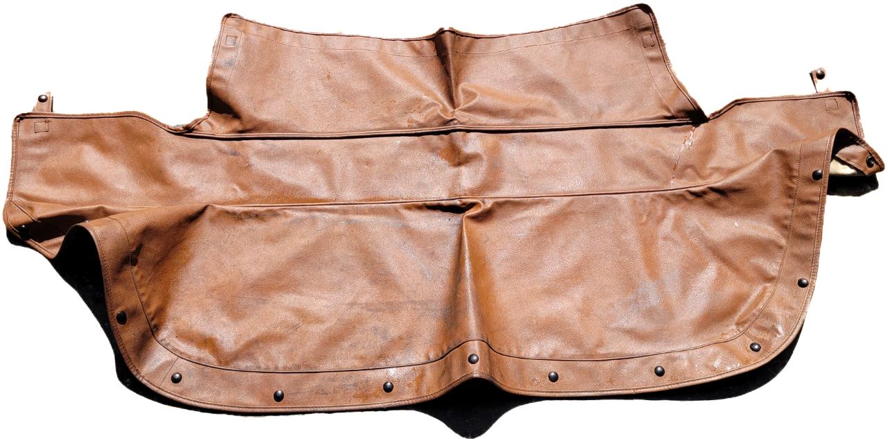 CACHE CAPOTE TAN TRIUMPH TR5 TR250 ET TR6 LesAnciennes.com