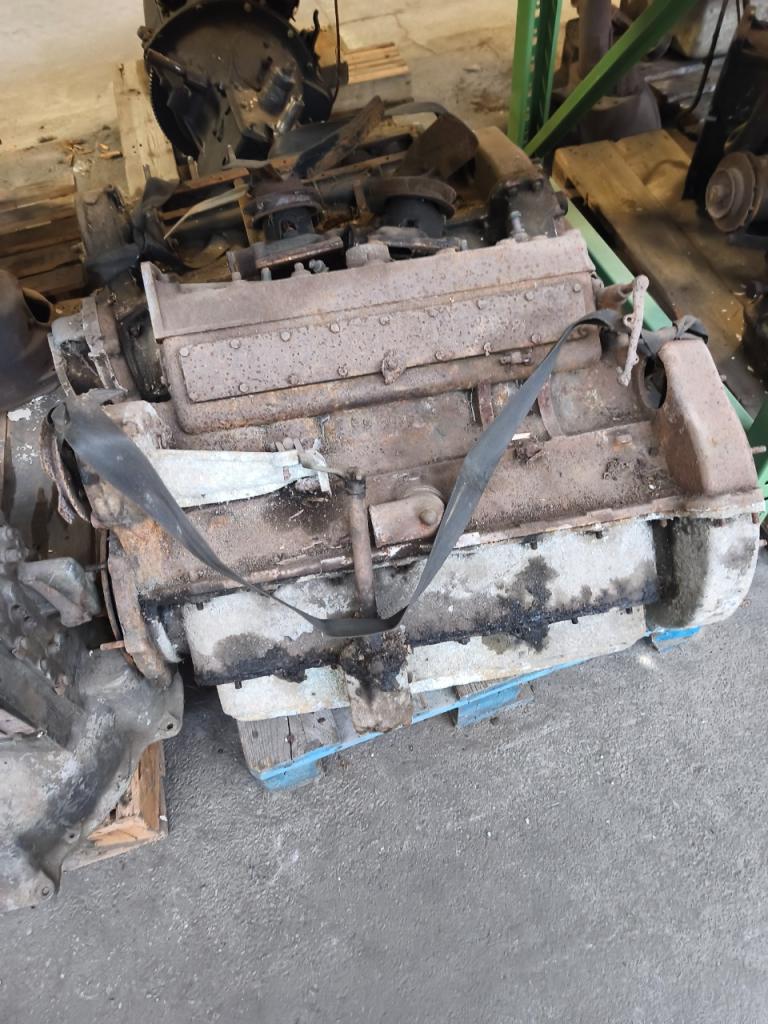 Moteur PEUGEOT 6 cylindres LesAnciennes.com