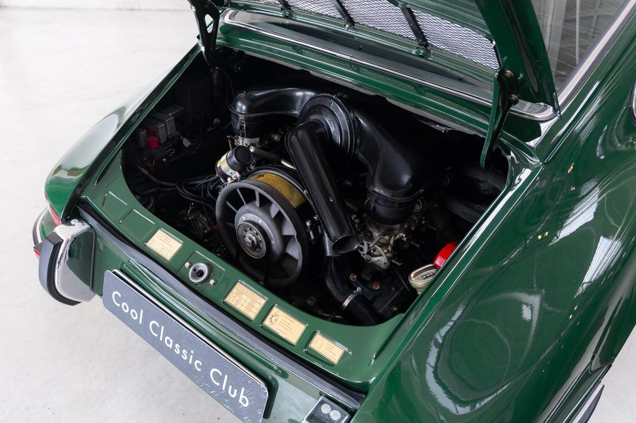PORSCHE 911 T - 1970 LesAnciennes.com
